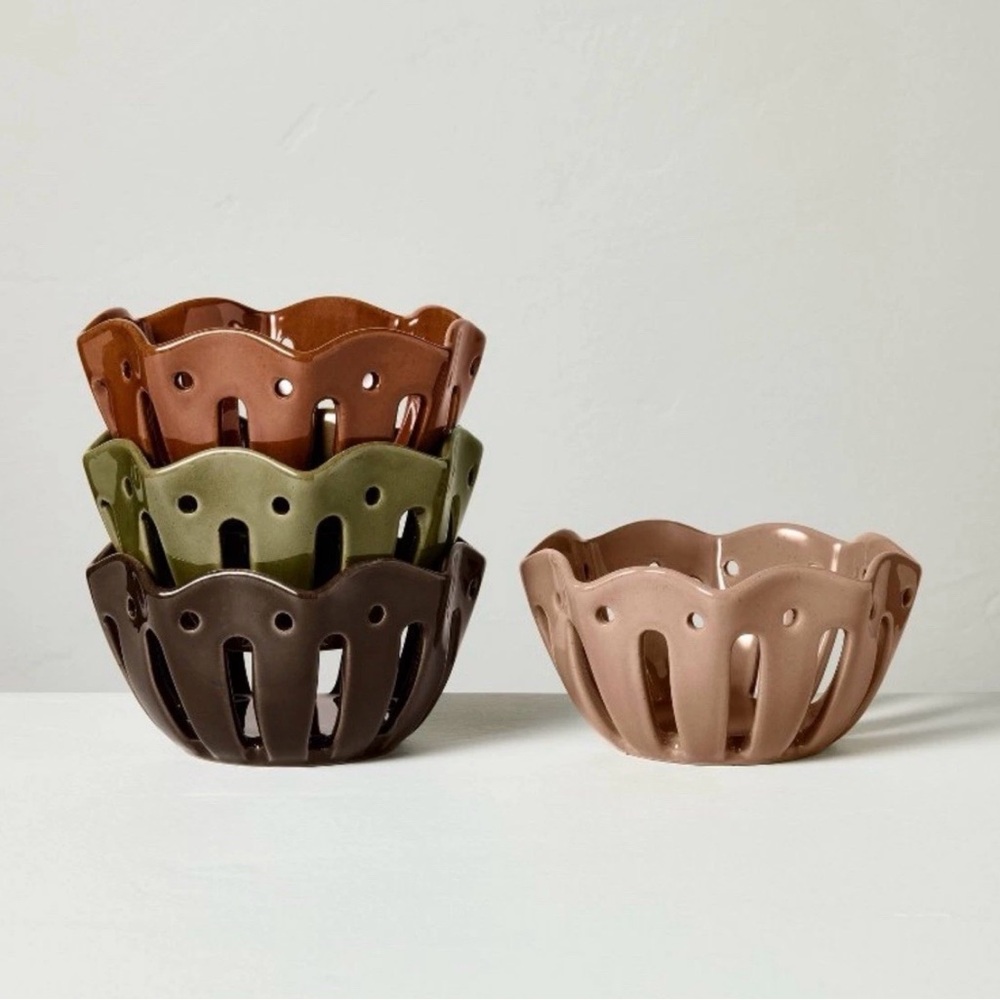 Set of 4 Wavy Edge Mini Berry Fruit Bowls Tan/Brown/Green Hearth & Hand™ NEW
